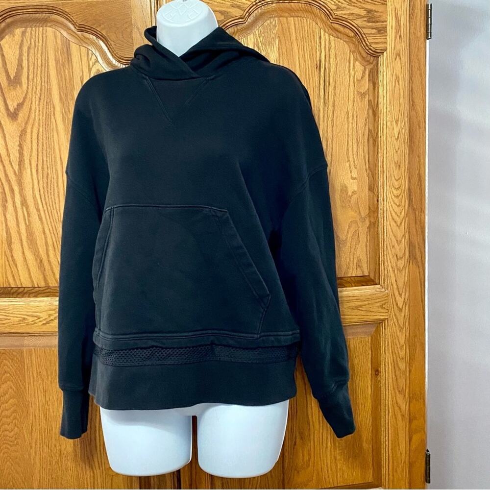 Lululemon Warm Down Hoodie Womens Size 10 Black Workout Mesh Hem Sweatshirt - Picture 8 of 11